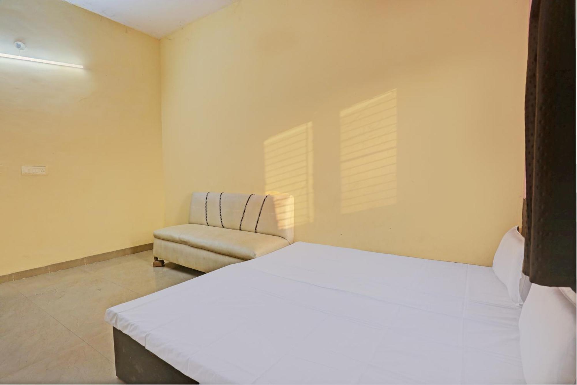 Hotel O Kamla Banquet Hall Moradabad Zewnętrze zdjęcie
